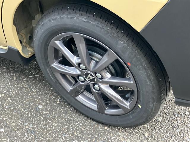 タント ファンクロス パーキングセンサー 衝突軽減システム 両側オートドア シートヒータ フルフラットシート オートLED USB接続 ルーフレール レーンキープアシスト 横滑り防止装置 LEDヘットライト パワーウィンド(30枚目)