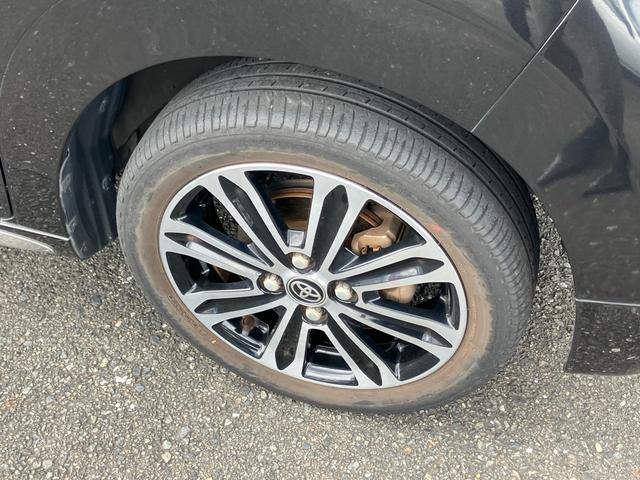 ワンオーナー　衝突軽減　レーンキープアシスト　アクセル踏み間違い防止　ナビＴＶ　バックカメラ　Ｂｌｕｅｔｏｏｔｈ接続　ＬＥＤヘッドライト　オートライト　１５インチＡＷ