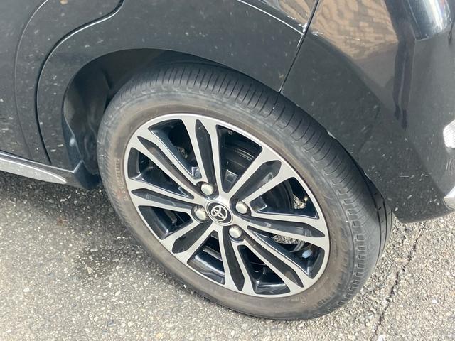 ワンオーナー　衝突軽減　レーンキープアシスト　アクセル踏み間違い防止　ナビＴＶ　バックカメラ　Ｂｌｕｅｔｏｏｔｈ接続　ＬＥＤヘッドライト　オートライト　１５インチＡＷ