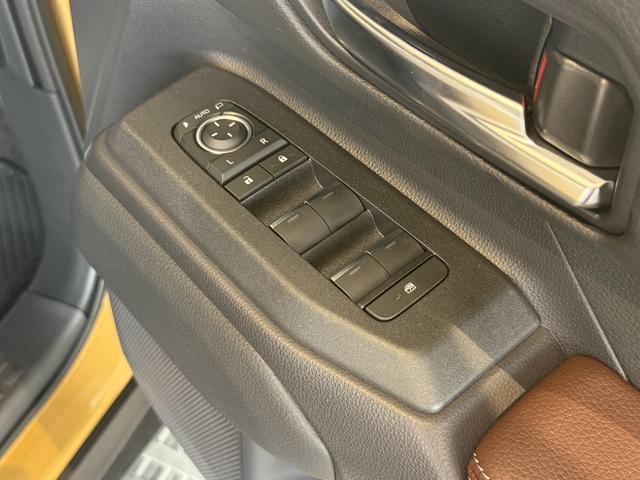 ランドクルーザー２５０ ＶＸ　サンルーフ　トヨタチームメイト　１２．３インチナビ　パノラミックビュー　デジタルインナーミラー　ブラインドスポットモニター　シートヒーター＆シートクーラー　パワーシート　パワーバックドア　ブラウン内装（39枚目）
