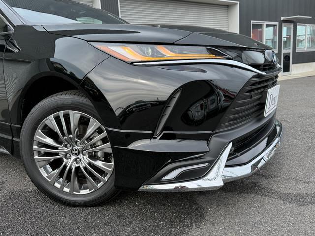 ハリアーハイブリッド Ｚ　レザーパッケージ　パノラマルーフ　モデリスタエアロ　１２．３インチＪＢＬサウンドナビ　デジタルミラー　パノラミックビュー　ブラインドスポット　本革　４ＷＤ　シートヒーター＆シートクーラー　　ＥＴＣ２．０　ＨＵＤ（11枚目）