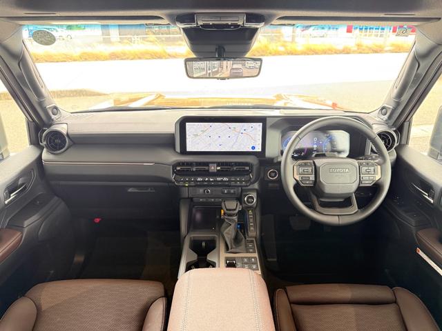 ランドクルーザー２５０ ＺＸ　サンルーフ　１２．３ＪＢＬサウンド　トヨタチームメイト　ルーフレール　パノラミックビュー　２０ＡＷ　デジタルミラー　ブラインドスポット　シートヒーター＆シートクーラー　パワーシート　パワーバックドア（54枚目）