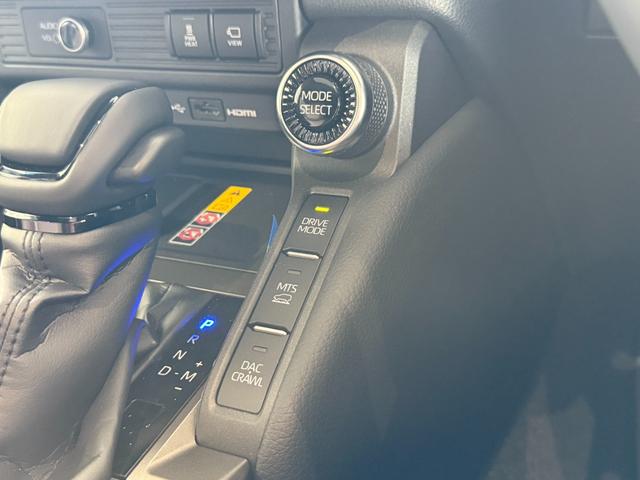 ランドクルーザー２５０ ＺＸ　サンルーフ　１２．３ＪＢＬサウンド　トヨタチームメイト　ルーフレール　パノラミックビュー　２０ＡＷ　デジタルミラー　ブラインドスポット　シートヒーター＆シートクーラー　パワーシート　パワーバックドア（61枚目）