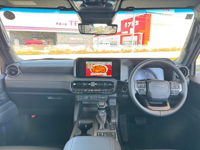 ランドクルーザー250 VX サンルーフ パノラミックビューモニター デジタルインナーミラー ブラインドスポットモニター 純正18インチアルミホイール 電動リアゲート おアワーバックドア ルーフレール トヨタチームメイト(55枚目)