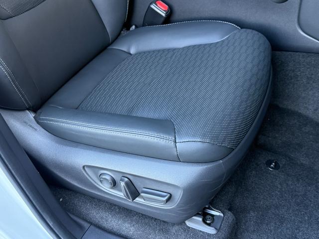 ランドクルーザー250 VX サンルーフ チームメイト 12.3インチJBLサウンドナビ パノラミックビュー デジタルインナーミラー ブラインドスポットモニター ルーフレール シートヒーター シートクーラー パワーバックドア(43枚目)