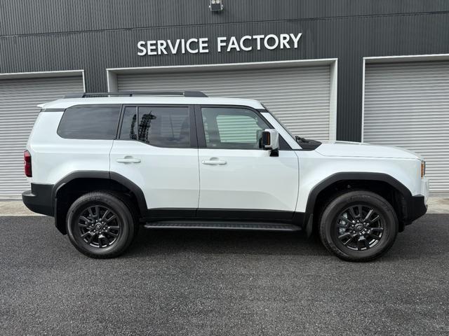 ランドクルーザー250 VX サンルーフ チームメイト 12.3インチJBLサウンドナビ 丸目ヘッドライト パノラミックビュー デジタルインナーミラー ブラインドスポットモニター ルーフレール シートヒーター シートクーラー(10枚目)