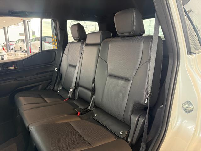 ランドクルーザー250 VX サンルーフ チームメイト 12.3インチJBLサウンドナビ 丸目ヘッドライト パノラミックビュー デジタルインナーミラー ブラインドスポットモニター ルーフレール シートヒーター シートクーラー(43枚目)