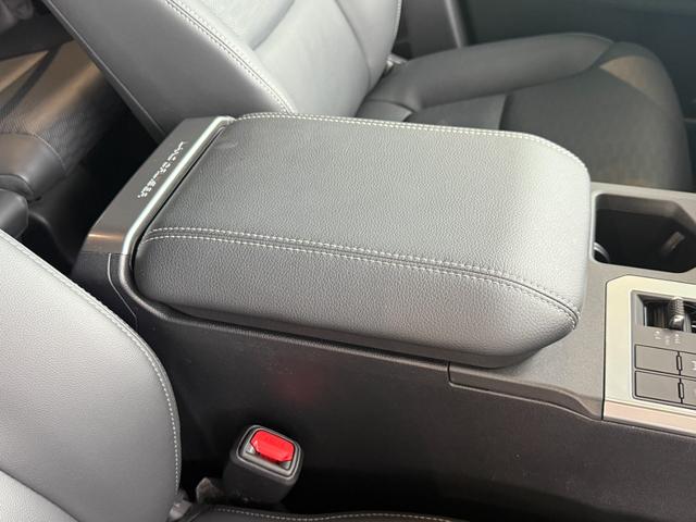 ランドクルーザー250 VX サンルーフ チームメイト 12.3インチJBLサウンドナビ 丸目ヘッドライト パノラミックビュー デジタルインナーミラー ブラインドスポットモニター ルーフレール シートヒーター シートクーラー(55枚目)