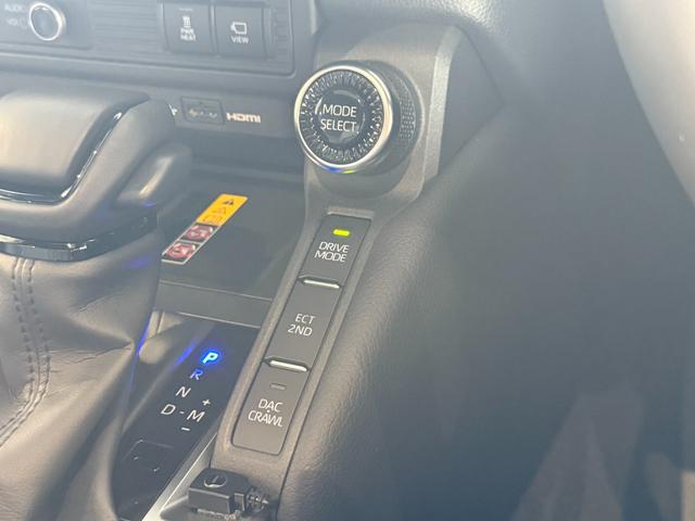 ランドクルーザー250 VX サンルーフ チームメイト 12.3インチJBLサウンドナビ 丸目ヘッドライト パノラミックビュー デジタルインナーミラー ブラインドスポットモニター ルーフレール シートヒーター シートクーラー(57枚目)