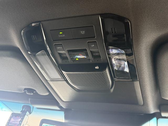 ランドクルーザー250 VX サンルーフ チームメイト 12.3インチJBLサウンドナビ 丸目ヘッドライト パノラミックビュー デジタルインナーミラー ブラインドスポットモニター ルーフレール シートヒーター シートクーラー(67枚目)