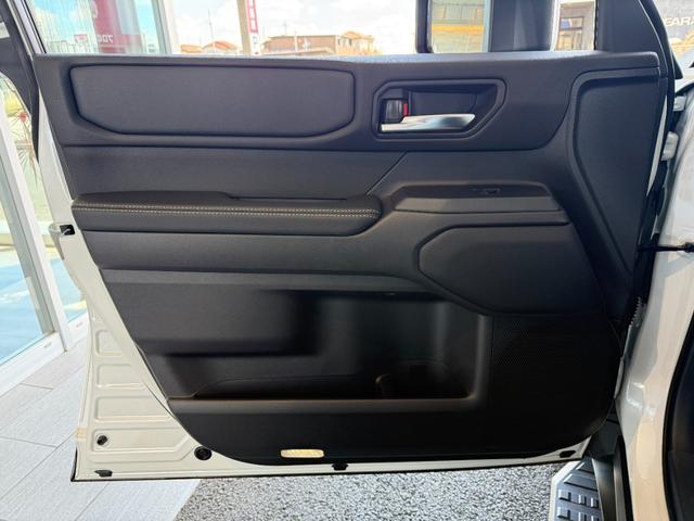 TOYOTA LAND CRUISER 250 VX