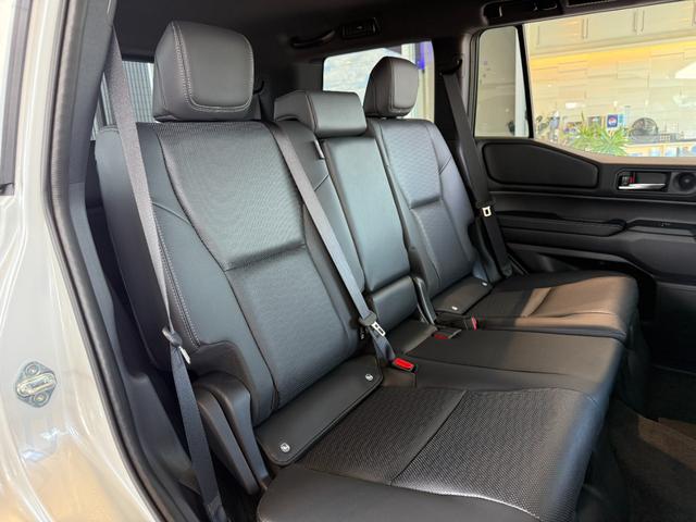 TOYOTA LAND CRUISER 250 VX