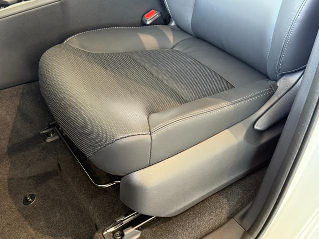 TOYOTA LAND CRUISER 250 VX