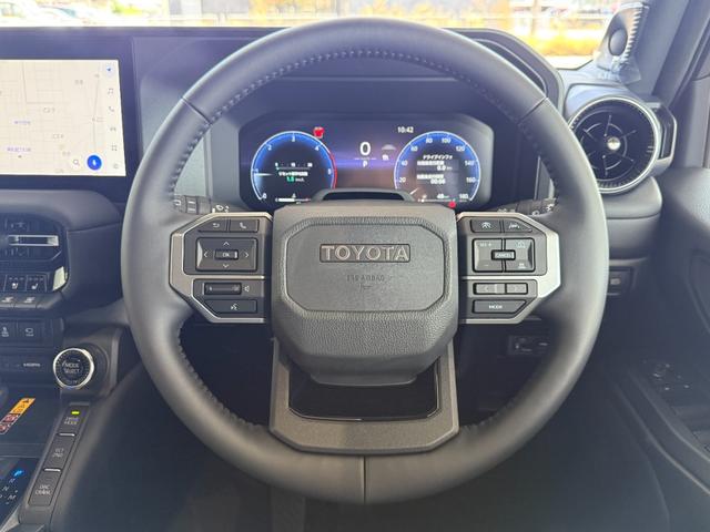 TOYOTA LAND CRUISER 250 VX