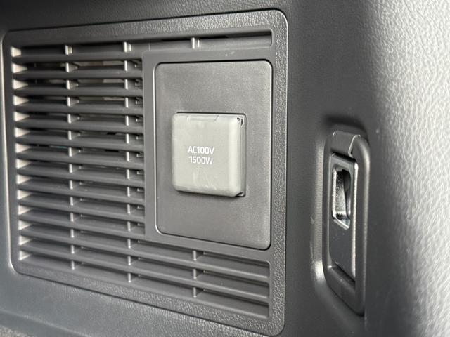 ヴェルファイアハイブリッド エグゼクティブラウンジ　モデリスタエアロ　シグネチャー　ＪＢＬサウンドナビ　サンルーフ　フリップダウンモニター　パノラミックビュー　デジタルミラー　ブラインドスポット　純正１９ＡＷ　ドラレコ前後　ＨＵＤ　　ＡＣ１００Ｖ（41枚目）