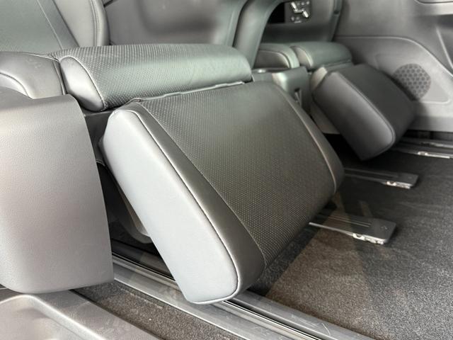 ヴェルファイアハイブリッド エグゼクティブラウンジ　モデリスタエアロ　シグネチャー　ＪＢＬサウンドナビ　サンルーフ　フリップダウンモニター　パノラミックビュー　デジタルミラー　ブラインドスポット　純正１９ＡＷ　ドラレコ前後　ＨＵＤ　　ＡＣ１００Ｖ（58枚目）