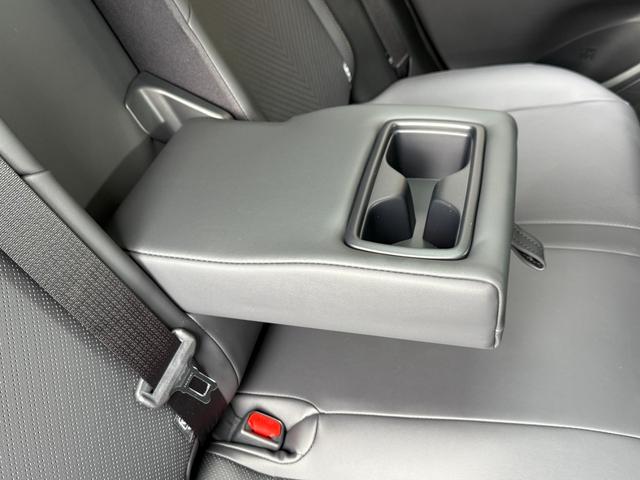 ハリアーハイブリッド Z レザーパッケージ パノラマルーフ AC100V 本革 12.3JBLサウンドナビ パノラミックビュー デジタルミラー ブラインドスポット シートヒーターシートクーラーパワーバックドア パワーシート ステアリングヒーター(50枚目)