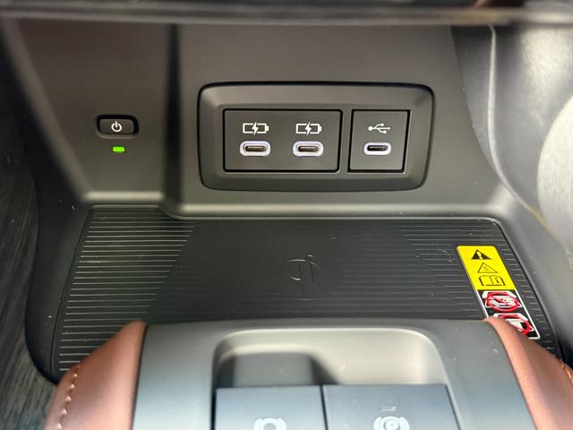 ハリアーハイブリッド Z レザーパッケージ パノラマルーフ AC100V 本革 12.3JBLサウンドナビ パノラミックビュー デジタルミラー ブラインドスポット シートヒーターシートクーラーパワーバックドア パワーシート ステアリングヒーター(62枚目)