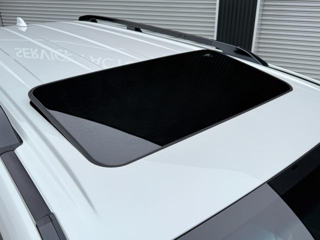 メーカーオプションの明るく開放的なサンルーフも装備されております☆下取時に高額査定される装備の1つです☆