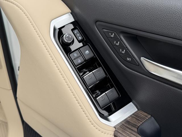 北海道〜沖縄まで書類にて登録・名義変更が可能です☆名古屋観光、旅行を兼ねて、当店で引き取り納車も大歓迎です☆