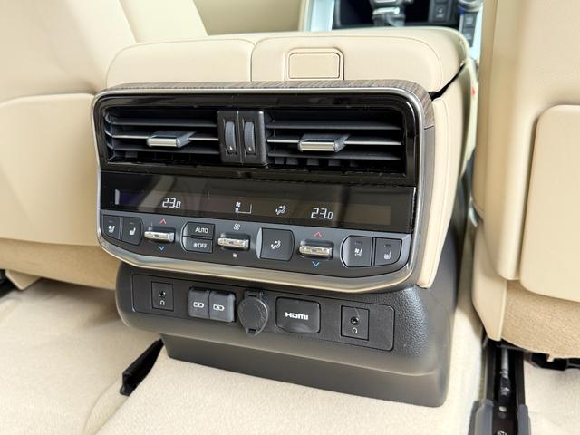 モデリスタエアロ JBLサウンド リヤデフロック ルーフレール サンルーフ後席モニター シートヒーター シートクーラー ヘッドアップディスプレイ