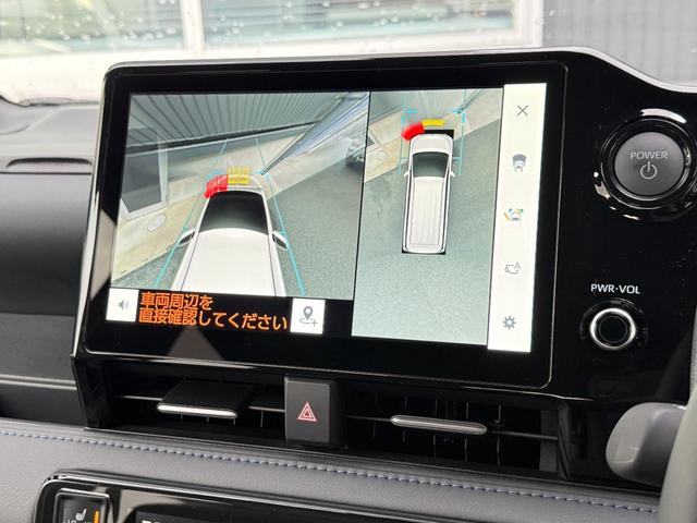 ヴォクシー ハイブリッドS-Z 10.5インチDA 13.2フリップダウンモニター 快適利便PKG 3眼LEDヘッドライト チームメイト デジタルミラー パノラミックビュー オットマン シートヒーター ドラレコ 純正17AW(6枚目)