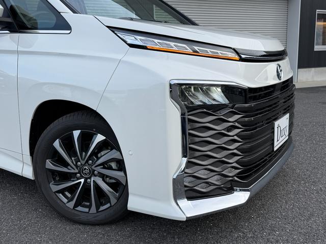 ヴォクシー ハイブリッドS-Z 10.5インチDA 13.2フリップダウンモニター 快適利便PKG 3眼LEDヘッドライト チームメイト デジタルミラー パノラミックビュー オットマン シートヒーター ドラレコ 純正17AW(13枚目)