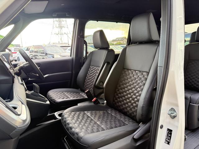 ヴォクシー ハイブリッドS-Z 10.5インチDA 13.2フリップダウンモニター 快適利便PKG 3眼LEDヘッドライト チームメイト デジタルミラー パノラミックビュー オットマン シートヒーター ドラレコ 純正17AW(41枚目)