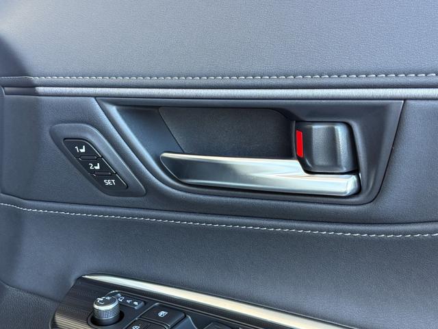 ハリアーハイブリッド Z レザーパッケージ・ナイトシェード パノラマルーフ AC100V 本革 12.3JBLサウンドナビ パノラミックビュー デジタルミラー ブラインドスポット シートヒーターシートクーラー パワーシート ステアリングヒーター ETC2.0(42枚目)