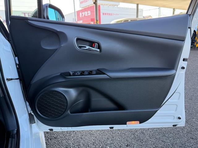 プリウス Ａツーリングセレクション・ブラックエディション　８インチディスプレイオーディオ　モデリスタエアロ　デジタルミラー　ＴＶ視聴　パノラミックビューモニター　シートヒーター　ＡＣ１００Ｖ　純正１７インチアルミホイール　レーダー　ＥＴＣ２．０　ドラレコ前後（39枚目）