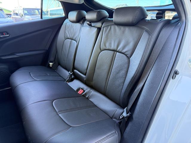 プリウス Ａツーリングセレクション・ブラックエディション　８インチディスプレイオーディオ　モデリスタエアロ　デジタルミラー　ＴＶ視聴　パノラミックビューモニター　シートヒーター　ＡＣ１００Ｖ　純正１７インチアルミホイール　レーダー　ＥＴＣ２．０　ドラレコ前後（47枚目）
