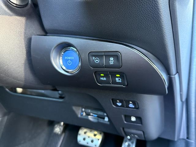 プリウス Ａツーリングセレクション・ブラックエディション　８インチディスプレイオーディオ　モデリスタエアロ　デジタルミラー　ＴＶ視聴　パノラミックビューモニター　シートヒーター　ＡＣ１００Ｖ　純正１７インチアルミホイール　レーダー　ＥＴＣ２．０　ドラレコ前後（55枚目）