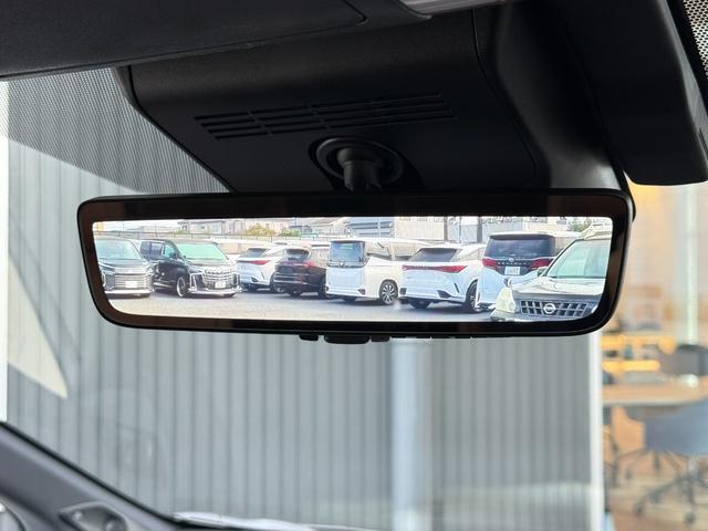 ヴェルファイア Ｚ　プレミア　寒冷地仕様　ＪＢＬサウンド　デジタルインナーミラー　ヘッドアップディスプレイユニバーサルステップ　ムーンルーフ　リアフォグランプ　フリップダウンモニター（3枚目）