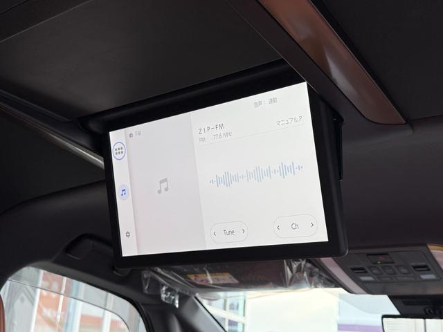 ヴェルファイア Ｚ　プレミア　寒冷地仕様　ＪＢＬサウンド　デジタルインナーミラー　ヘッドアップディスプレイユニバーサルステップ　ムーンルーフ　リアフォグランプ　フリップダウンモニター（10枚目）