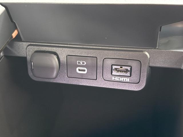 ヴェルファイア Ｚ　プレミア　寒冷地仕様　ＪＢＬサウンド　デジタルインナーミラー　ヘッドアップディスプレイユニバーサルステップ　ムーンルーフ　リアフォグランプ　フリップダウンモニター（62枚目）