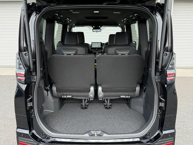 ヴォクシー ハイブリッドS-Z 快適利便パッケージ デジタルインナーミラー ヘッドアップディスプレイ チームメイト 10.5ディスプレイオーディオ パノラマビュー 13.2フリップダウンモニター(32枚目)