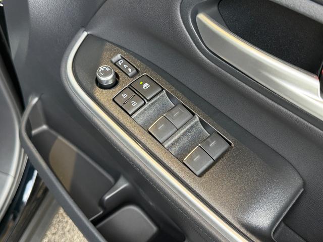 ヴォクシー ハイブリッドS-Z 快適利便パッケージ デジタルインナーミラー ヘッドアップディスプレイ チームメイト 10.5ディスプレイオーディオ パノラマビュー 13.2フリップダウンモニター(36枚目)