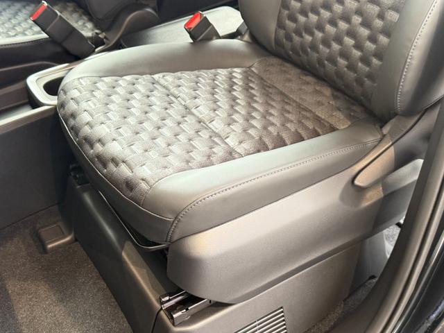 ヴォクシー ハイブリッドS-Z 快適利便パッケージ デジタルインナーミラー ヘッドアップディスプレイ チームメイト 10.5ディスプレイオーディオ パノラマビュー 13.2フリップダウンモニター(42枚目)