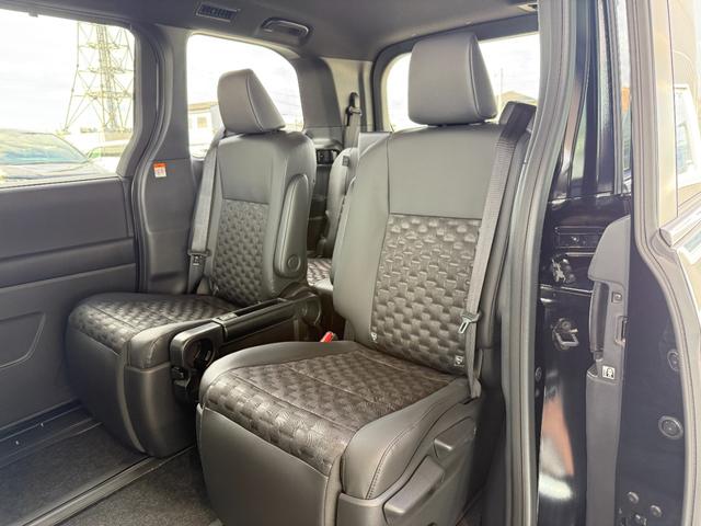 ヴォクシー ハイブリッドS-Z 快適利便パッケージ デジタルインナーミラー ヘッドアップディスプレイ チームメイト 10.5ディスプレイオーディオ パノラマビュー 13.2フリップダウンモニター(44枚目)