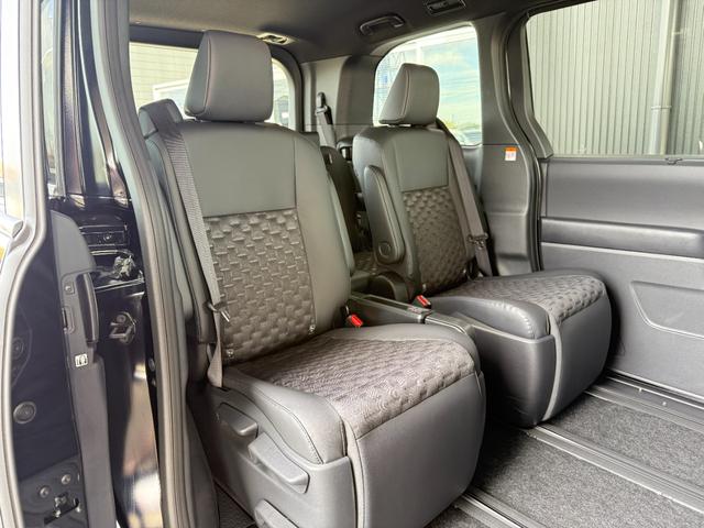 ヴォクシー ハイブリッドS-Z 快適利便パッケージ デジタルインナーミラー ヘッドアップディスプレイ チームメイト 10.5ディスプレイオーディオ パノラマビュー 13.2フリップダウンモニター(45枚目)