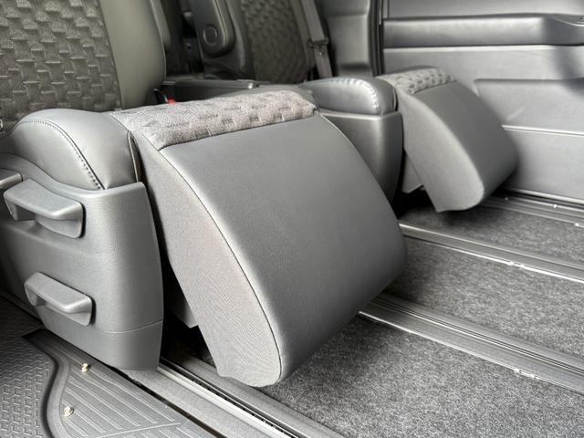 ヴォクシー ハイブリッドS-Z 快適利便パッケージ デジタルインナーミラー ヘッドアップディスプレイ チームメイト 10.5ディスプレイオーディオ パノラマビュー 13.2フリップダウンモニター(46枚目)