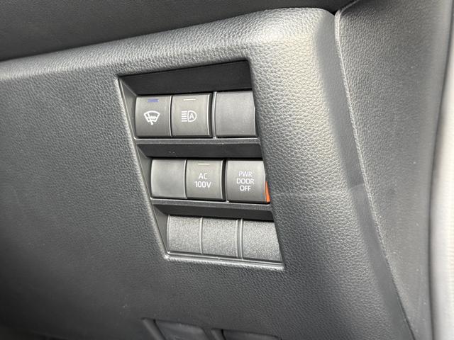 ヴォクシー ハイブリッドS-Z 快適利便パッケージ デジタルインナーミラー ヘッドアップディスプレイ チームメイト 10.5ディスプレイオーディオ パノラマビュー 13.2フリップダウンモニター(55枚目)