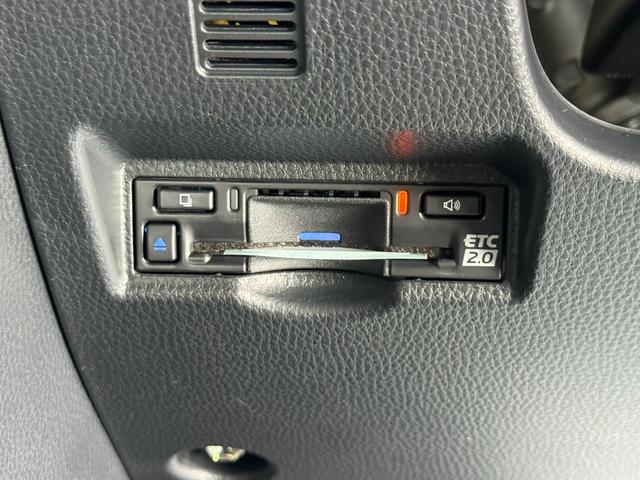 ヴォクシー ハイブリッドS-Z 快適利便パッケージ デジタルインナーミラー ヘッドアップディスプレイ チームメイト 10.5ディスプレイオーディオ パノラマビュー 13.2フリップダウンモニター(58枚目)