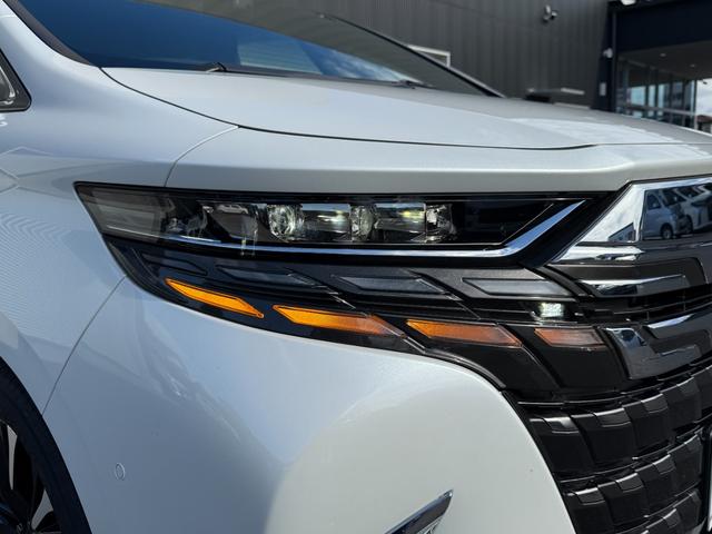 アルファードハイブリッド エグゼクティブラウンジ モデリスタエアロ グリルカバー ツインムーンルーフ デジタルインナーミラー ヘッドアップディスプレイ 13.2インチフリップダウンモニター 電動リアゲート ブラインドスポットモニター(22枚目)