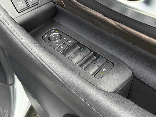 アルファードハイブリッド エグゼクティブラウンジ モデリスタエアロ グリルカバー ツインムーンルーフ デジタルインナーミラー ヘッドアップディスプレイ 13.2インチフリップダウンモニター 電動リアゲート ブラインドスポットモニター(41枚目)