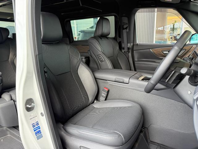 アルファードハイブリッド エグゼクティブラウンジ モデリスタエアロ グリルカバー ツインムーンルーフ デジタルインナーミラー ヘッドアップディスプレイ 13.2インチフリップダウンモニター 電動リアゲート ブラインドスポットモニター(45枚目)