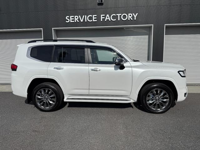 ランドクルーザー ＺＸ　ＪＢＬサウンド　リヤエンターシステム　クールボックス　空気圧センサー　リヤデフロック　ルーフレール　サンルーフ　寒冷地仕様　シートヒーター　シートクーラー　ヘッドアップディスプレイ　ドラレコ（16枚目）