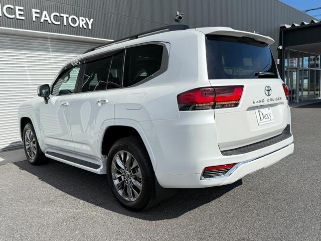 ランドクルーザー ＺＸ　ＪＢＬサウンド　リヤエンターシステム　クールボックス　空気圧センサー　リヤデフロック　ルーフレール　サンルーフ　寒冷地仕様　シートヒーター　シートクーラー　ヘッドアップディスプレイ　ドラレコ（32枚目）