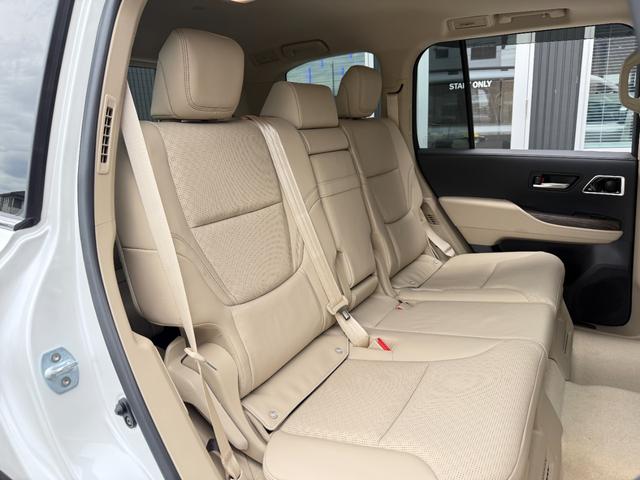 ランドクルーザー ＺＸ　ＪＢＬサウンド　リヤエンターシステム　クールボックス　空気圧センサー　リヤデフロック　ルーフレール　サンルーフ　寒冷地仕様　シートヒーター　シートクーラー　ヘッドアップディスプレイ　ドラレコ（51枚目）