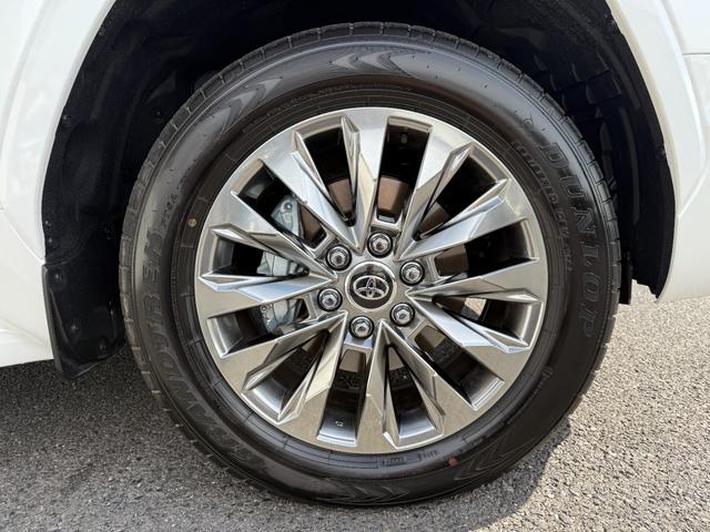 ランドクルーザー ＺＸ　ＪＢＬサウンド　リヤエンターシステム　クールボックス　空気圧センサー　リヤデフロック　ルーフレール　サンルーフ　寒冷地仕様　シートヒーター　シートクーラー　ヘッドアップディスプレイ　ドラレコ（13枚目）